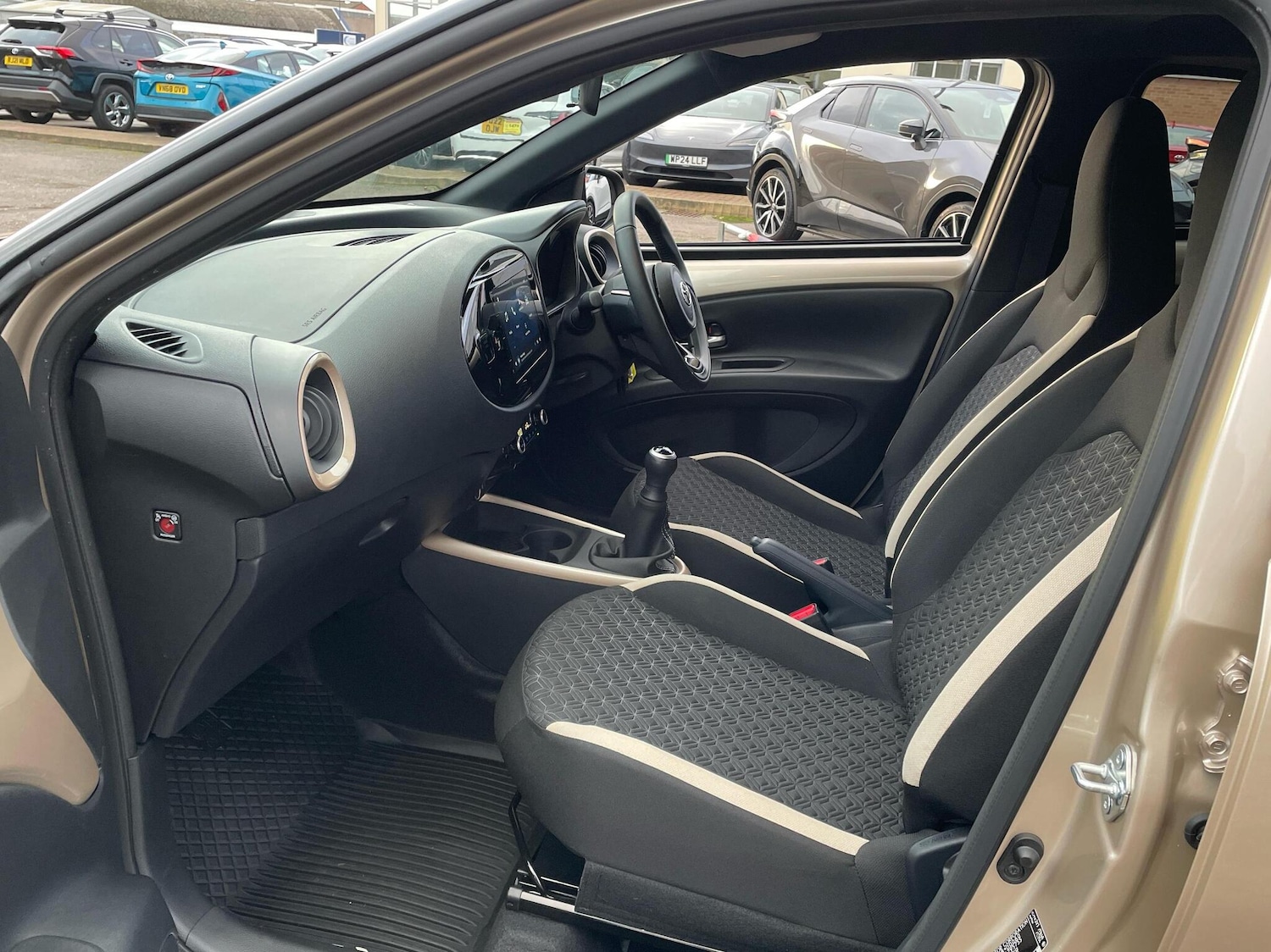 Used Toyota Aygo X 2025 for sale - 76500897: Photo 10