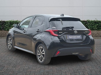 Used Toyota Yaris 2021 for sale - 78186467: Photo
