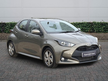 Used Toyota Yaris 2025 for sale - 77994847: Photo