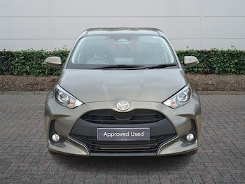 Used Toyota Yaris 2025 for sale - 77994847: Photo
