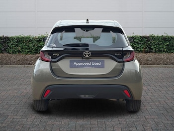 Used Toyota Yaris 2025 for sale - 77994847: Photo