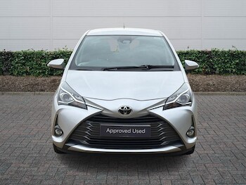 Used Toyota Yaris 2020 for sale - 77292981: Photo