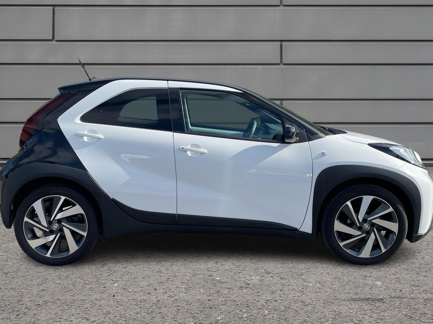 Used Toyota Aygo X 2024 for sale - 77177314: Photo 16