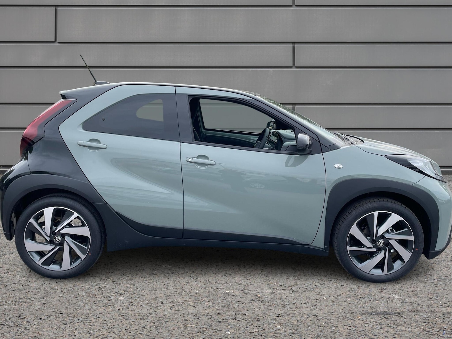 Used Toyota Aygo X 2025 for sale - 76123843: Photo 16