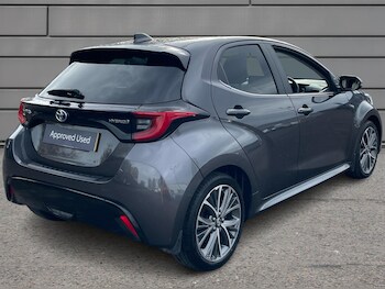 Used Toyota Yaris 2023 for sale - 76400317: Photo