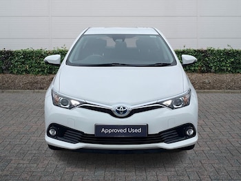 Used Toyota Auris 2018 for sale - 77724896: Photo