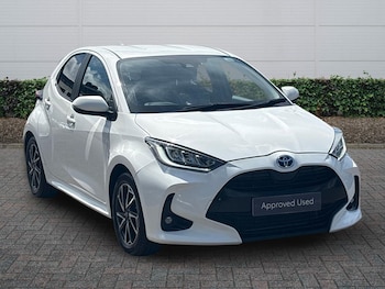 Used Toyota Yaris 2023 for sale - 79050731: Photo