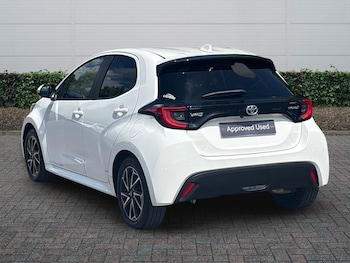 Used Toyota Yaris 2023 for sale - 79050731: Photo