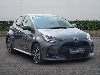 Used Toyota Yaris 2023 for sale - 79203418: Photo