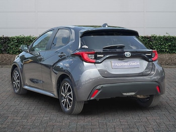 Used Toyota Yaris 2023 for sale - 79203418: Photo