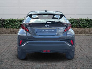 Used Toyota C-HR 2023 for sale - 78293254: Photo