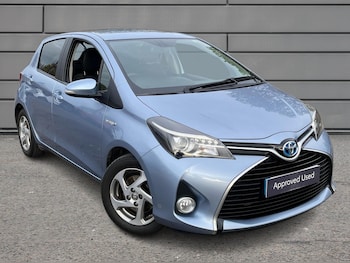 Used Toyota Yaris 2016 for sale - 76400319: Photo