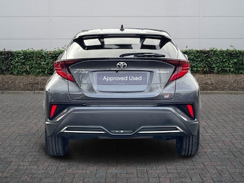 Used Toyota C-HR 2023 for sale - 77539445: Photo