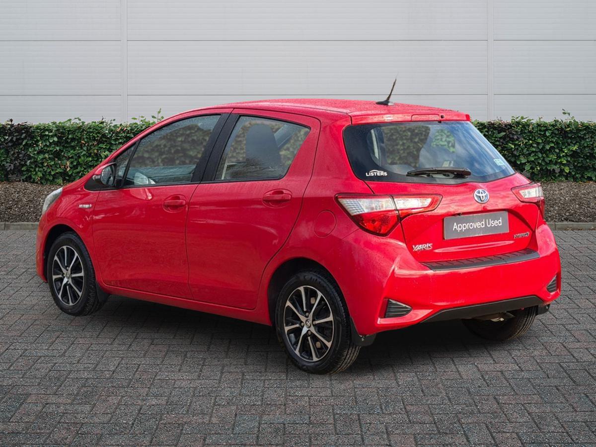 Used Toyota Yaris 2018 for sale - 77176562: Photo 2