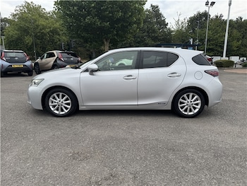 Used Lexus CT 2011 for sale - 75698027: Photo