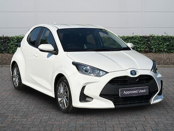 Used Toyota Yaris 2023 for sale - 79094545: Photo