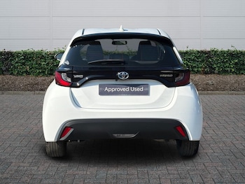 Used Toyota Yaris 2023 for sale - 79094545: Photo
