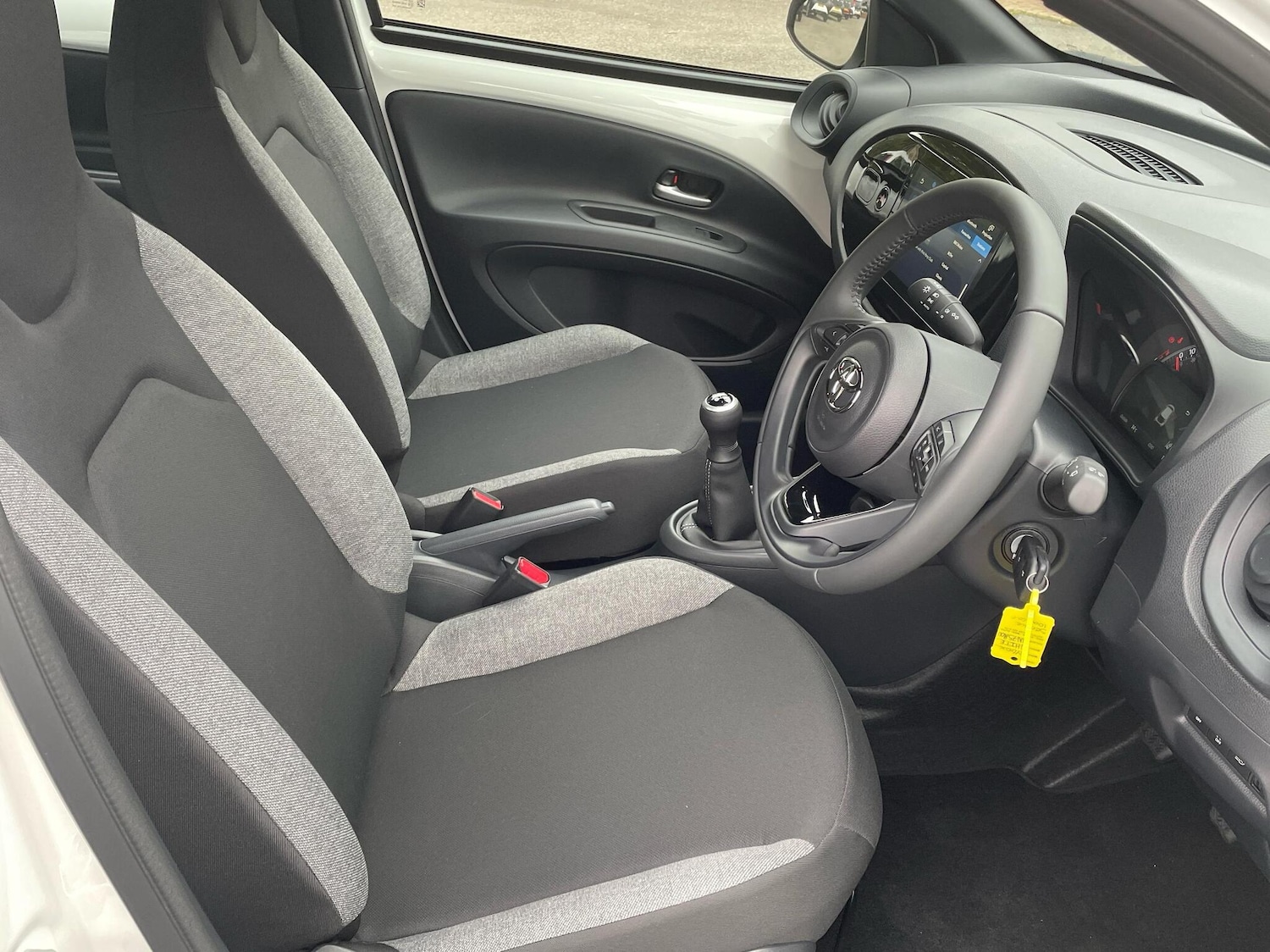 Used Toyota Aygo X 2025 for sale - 76730638: Photo 11