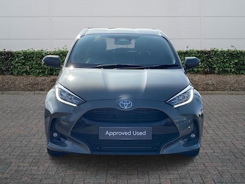 Used Toyota Yaris 2024 for sale - 77724873: Photo