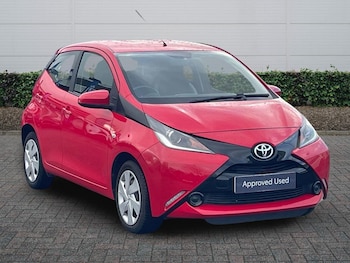 2015 (65) - 1.0 VVT-i X-Play 5dr