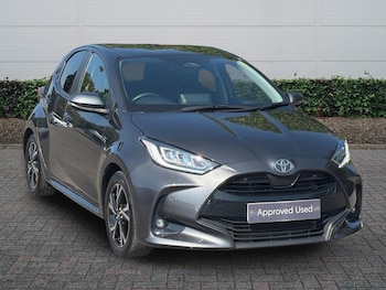 Used Toyota Yaris 2024 for sale - 79170588: Photo