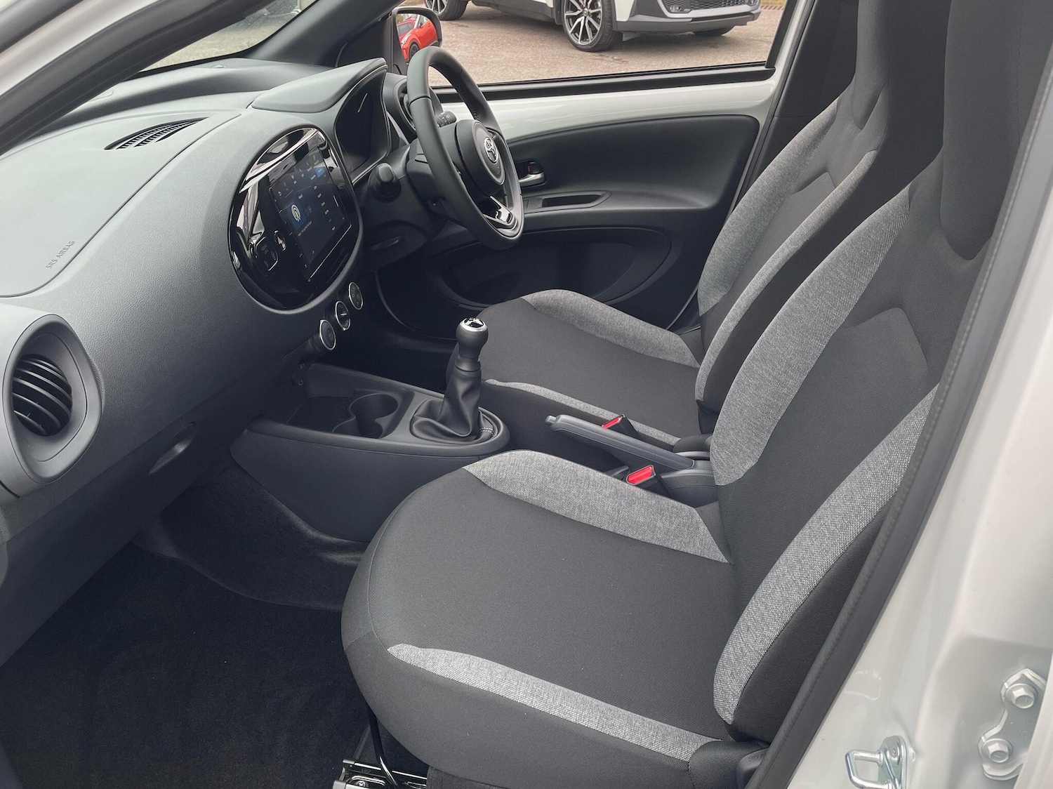 Used Toyota Aygo X 2025 for sale - 76123857: Photo 10