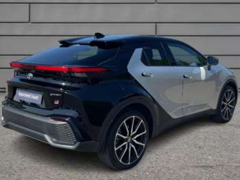 Used Toyota C-HR 2024 for sale - 74522874: Photo