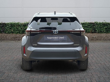 Used Toyota Yaris 2024 for sale - 78036202: Photo