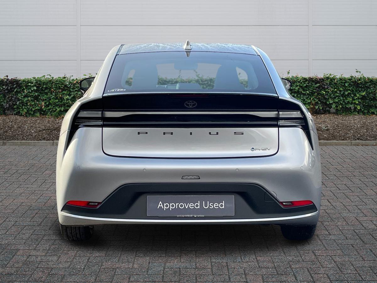 Used Toyota Prius 2024 for sale - 77176989: Photo 4