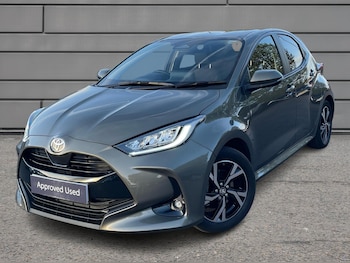 Used Toyota Yaris 2025 for sale - 76111182: Photo