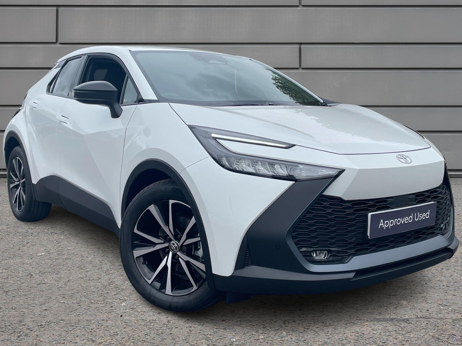 Used Toyota C-HR 2025 for sale - 76730614: Photo 1