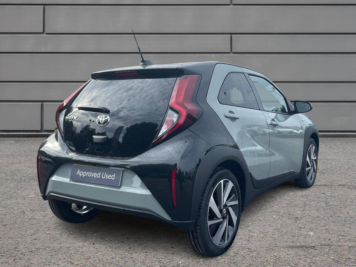 Used Toyota Aygo X 2025 for sale - 76730605: Photo 2