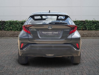 Used Toyota C-HR 2021 for sale - 79397030: Photo