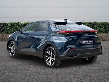 Used Toyota C-HR 2025 for sale - 79026894: Photo