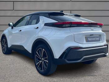 Used Toyota C-HR 2024 for sale - 75733569: Photo