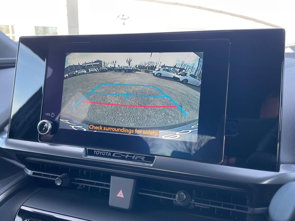 Used Toyota C-HR 2024 for sale - 77725140: Photo 11