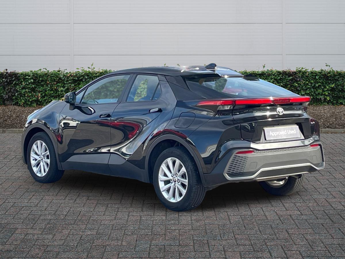 Used Toyota C-HR 2024 for sale - 77725140: Photo 2