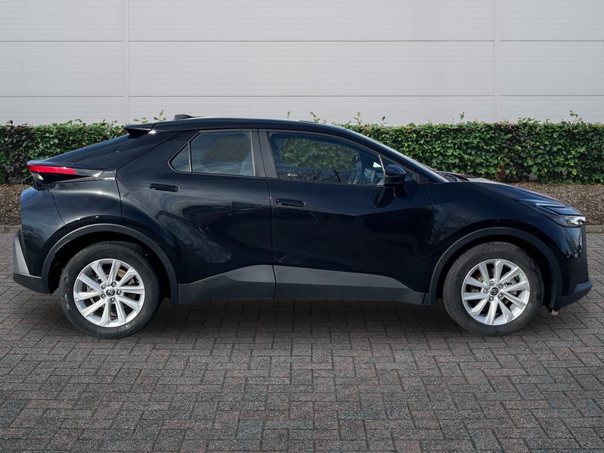 Used Toyota C-HR 2024 for sale - 77725140: Photo 5