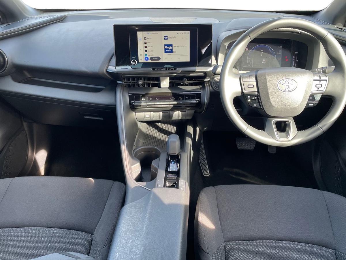 Used Toyota C-HR 2024 for sale - 77725140: Photo 8