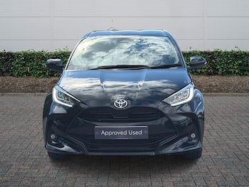 Used Toyota Yaris 2024 for sale - 79751914: Photo