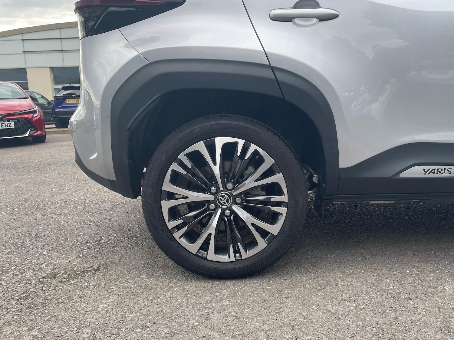 Used Toyota Yaris Cross 2023 for sale - 76111444: Photo 18