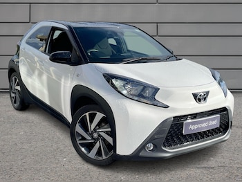 2023 (73) - 1.0 VVT-i Edge 5dr