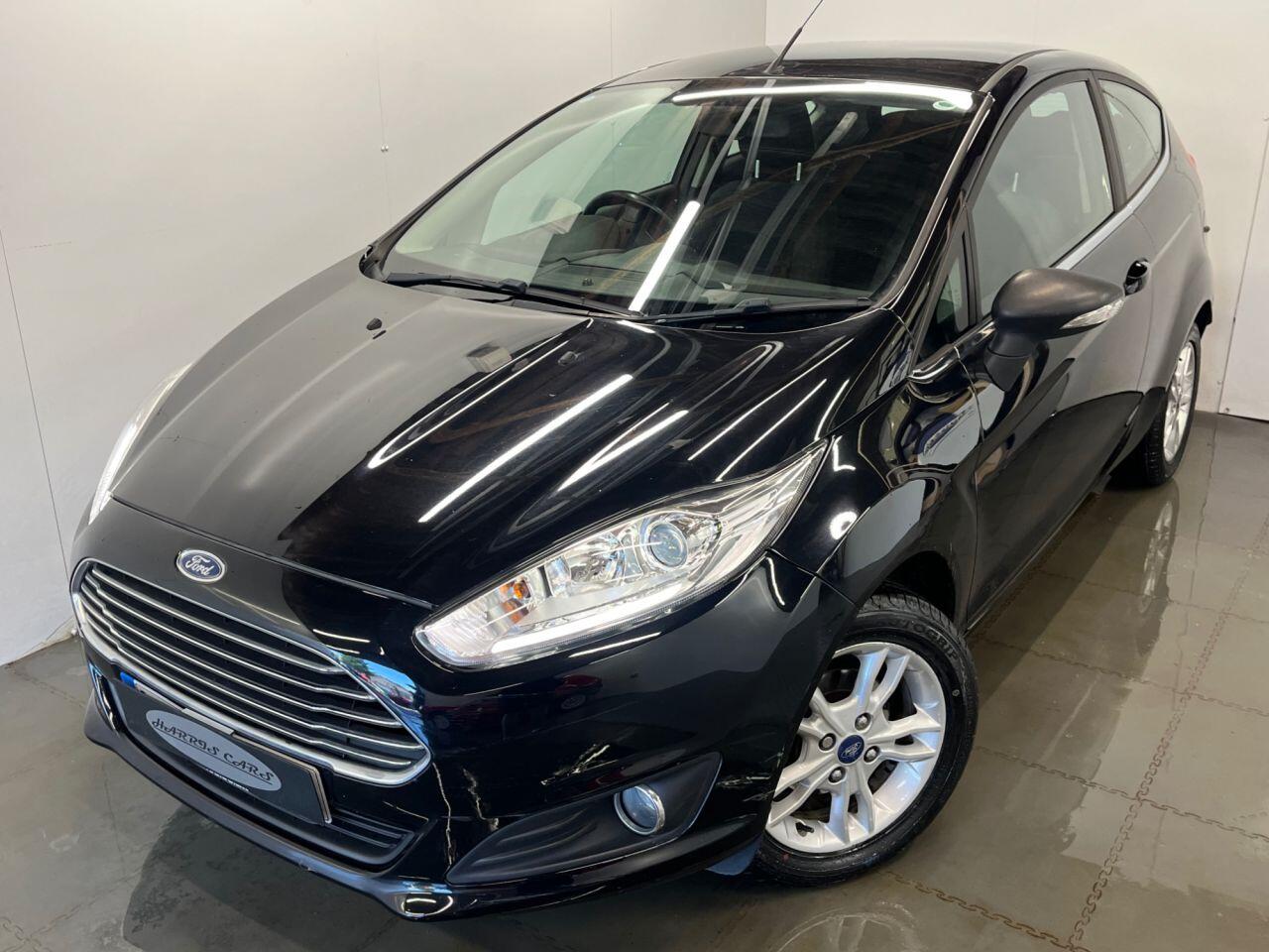 Used Ford Fiesta 2015 for sale - 76633153: Photo 2