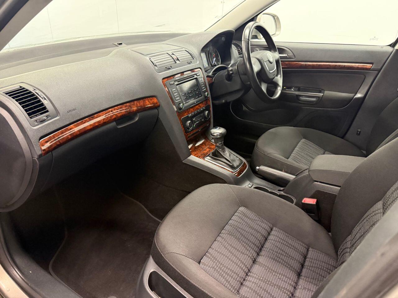 Used Skoda Octavia 2010 for sale - 76633142: Photo 16