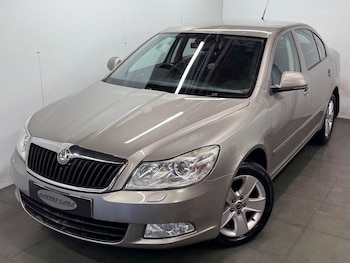 Used Skoda Octavia 2010 for sale - 76633142: Photo