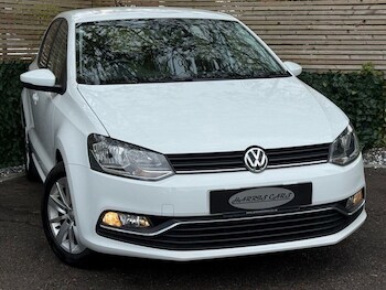 Used Volkswagen Polo 2015 for sale - 78260671: Photo
