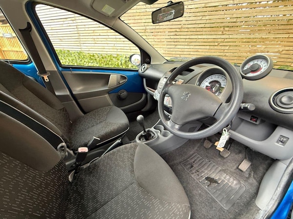 Used Peugeot 107 2010 for sale - 76167058: Photo 15
