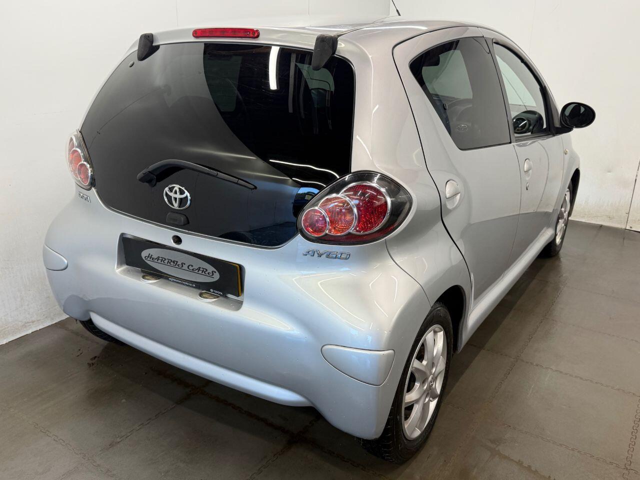 Used Toyota AYGO 2014 for sale - 76926999: Photo 11