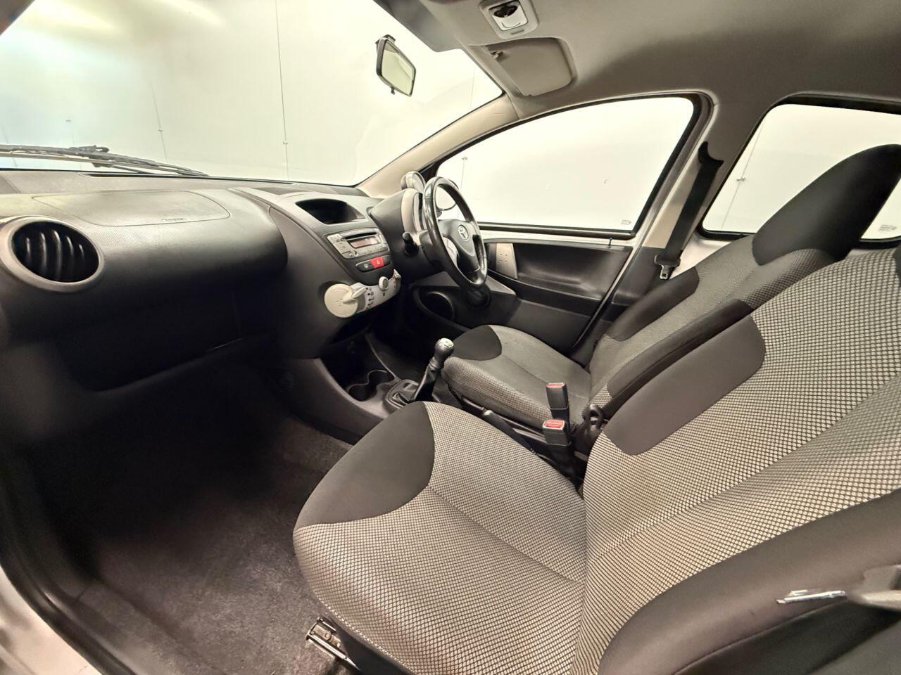 Used Toyota AYGO 2014 for sale - 76926999: Photo 17