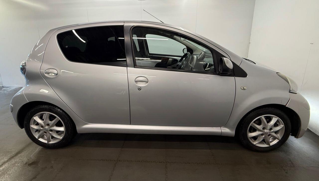 Used Toyota AYGO 2014 for sale - 76926999: Photo 9